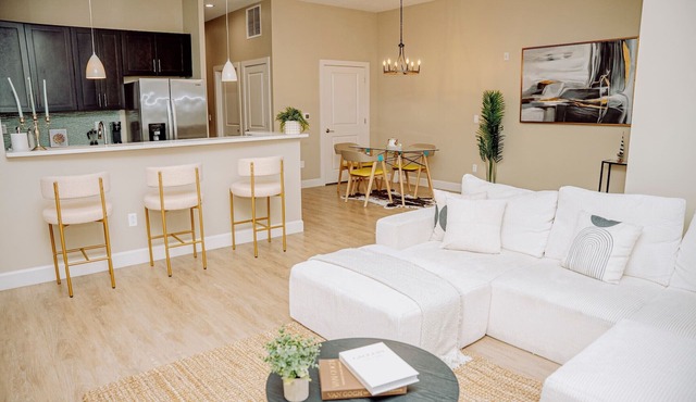 Luxe 2BR Townhouse | Free Parking | Private Entry