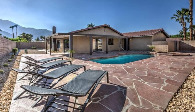 Luxe Modern Escape - Private Pool & Spa + 360° Views