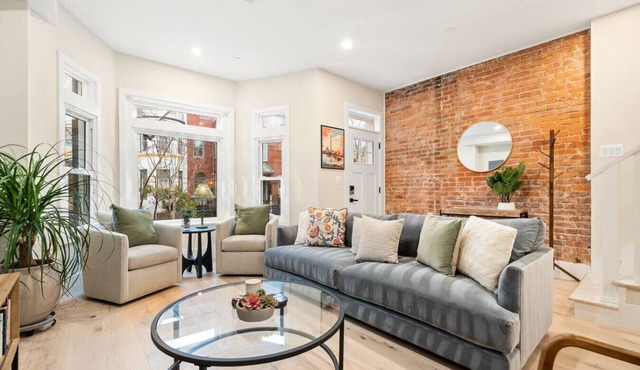 Luxury Oasis on T 3BR/2.5BA Heart of DC
