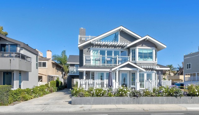 Luxury Ocean Views | 6 BR Home | Steps to Sand