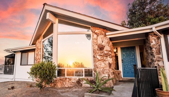 Mediterranean Villa for your San Diego Vacation w/ Hot Tub!