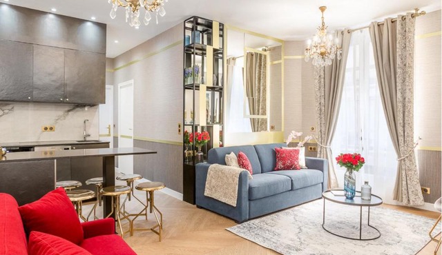 Merveil - Luxury Suite - Tour Eiffel - Laos