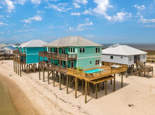 Moasis - 103 Tovar Ct