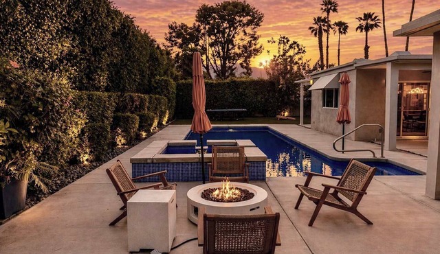 Mockingbird by Nest Villas | Mid Century Estate