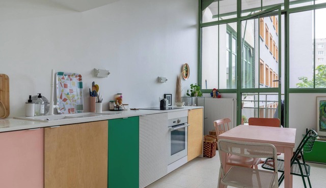 Modern 2BD Apartment with Balcony, Buttes Chaumont