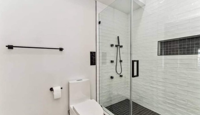 Modern Flat in North West