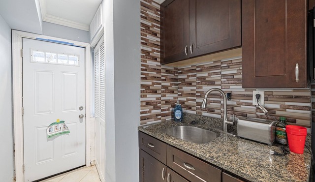 Modern Urban - Stay in the beating heart of D.C. Embrace modern at our city spot