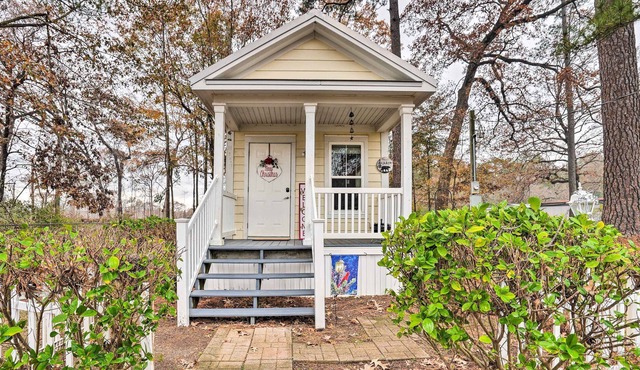 Monroe Cottage < 12 Mi to Downtown!