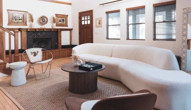 Mt. Washington Retreat w/Sweeping City Views & Patio