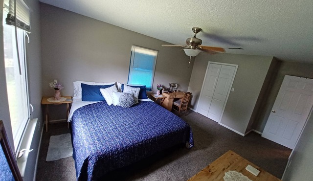 Nati's Cottage WALK TO BEACH, Gulfport, Mississippi
