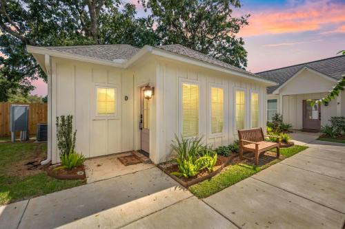 New Double Play Cottage Near Sports Complex