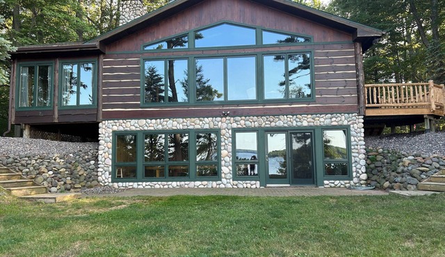New! Overlook at Round Lake