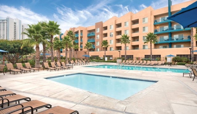 Oceanside | Sunset Coast | Pool & Hot Tub