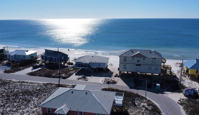ONLY STEPS FROM THE BEACH! BEAUTIFUL OCEAN VIEWS!