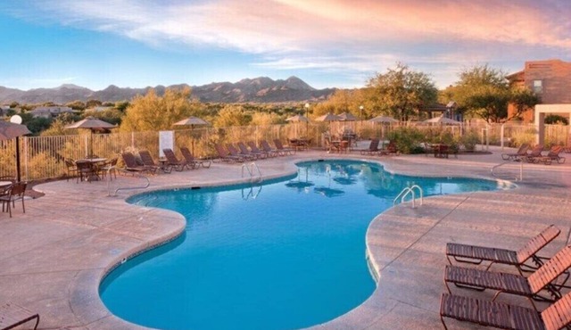 Oro Valley | Group Desert Basecamp | Pool + Hot Tub | 3BR Sleeps 8