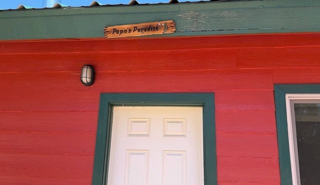 Papa's Paradise Guesthouse