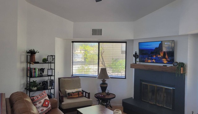 Peaceful and quiet 1-bedroom condo with AC in charming Borrego Springs