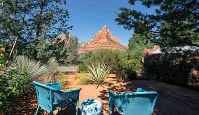 Peaceful Upscale Private CASITA walk to Trails