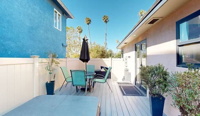 Perfect For Families, Walk To Beach, 2 Hot Tubs