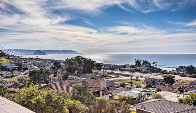 Pet-Friendly Cayucos Home w/Ocean Views!