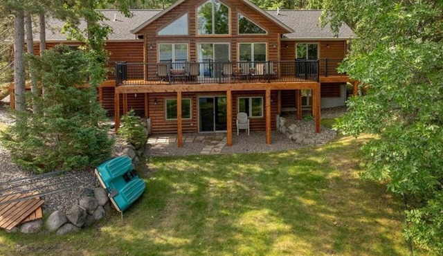 Pine Lake Lodge, Lakefront Swimming Beach, Dock, Room for 16, Live the lake life