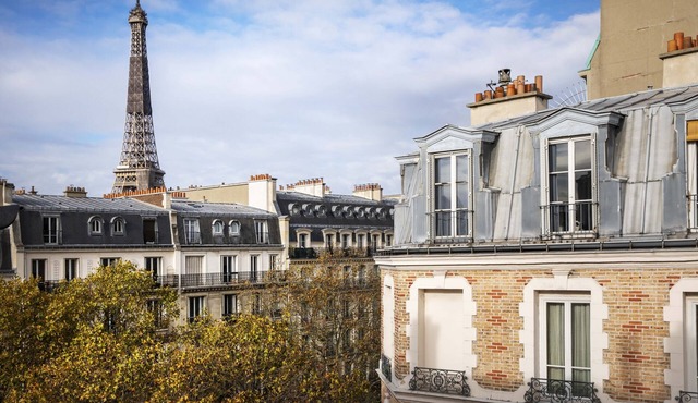 Plaza Tour Eiffel Hotel - 4 Star Hotel at a Discountnnnn
