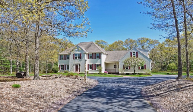 Plymouth Estate Family & Exec Stays Sleeps 16