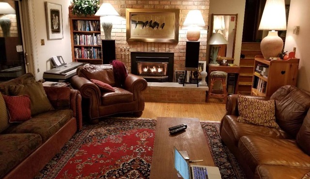 Prestigious residential family friendly home overlooking Golf Course!