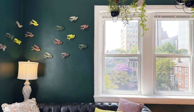 Pride Weekend Stay | 4 Beds | Eclectic
