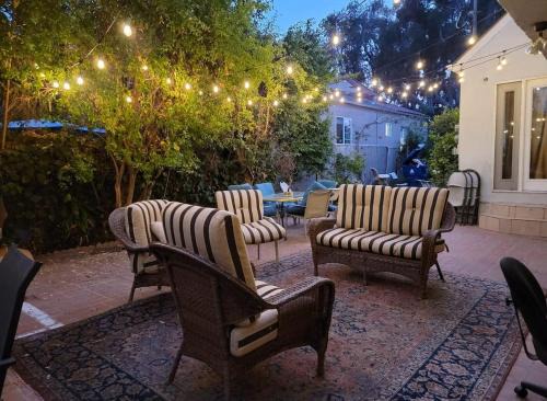 Private guest studio 5 minutes to Rodeo Drive and in great area