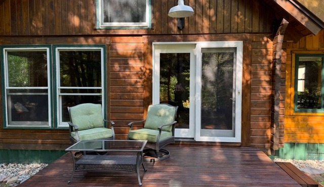 Private Upper Peninsula River Cabin/Sleeps 6/Fishing/Hiking & Relaxing