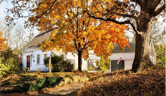 REDUCED RATE FOR WEEK of July 18-24. Cape Cod in the summer - nothing like it!
