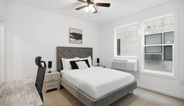 Refreshed 1BR/1BA in Fairmount Square