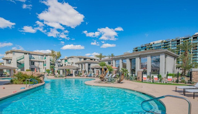 Remodeled 2-KingParking Zen Oasis & Resort Suite