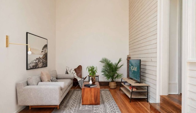 Roami at The Mandeville | 2BR w/Balcony