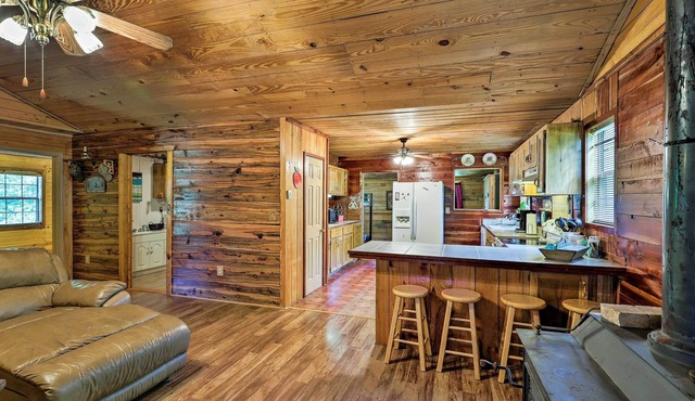 Secluded Cabin w/Pond ~ 37 Mi to Gulf Coast!