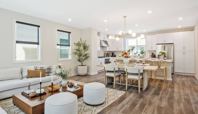 Serene Home in Resort Community. Rooftop, Mountain Views, Lake +Resort Amenities