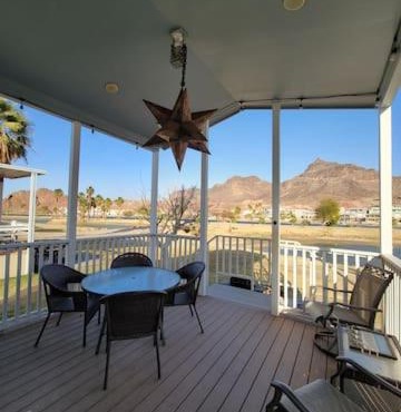 Siren's Adventure Riverfront Cottage!