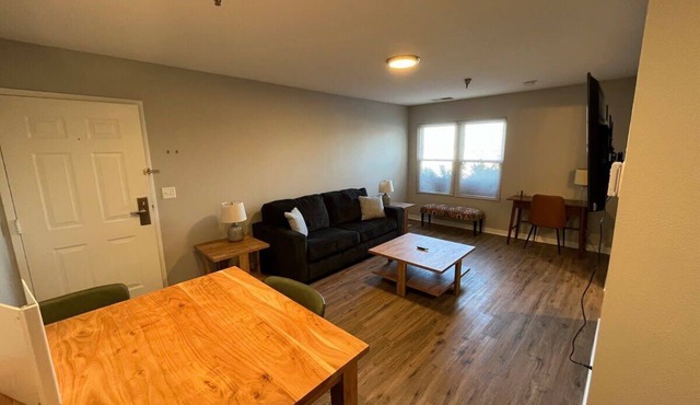 Spacious Apartment Near Casinos & Attractions