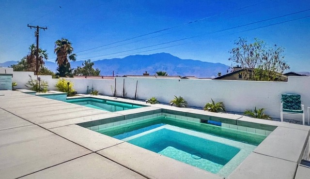 Spacious Home Stunning Sunset & Mountain Views Private Pool & Spa Family Fun