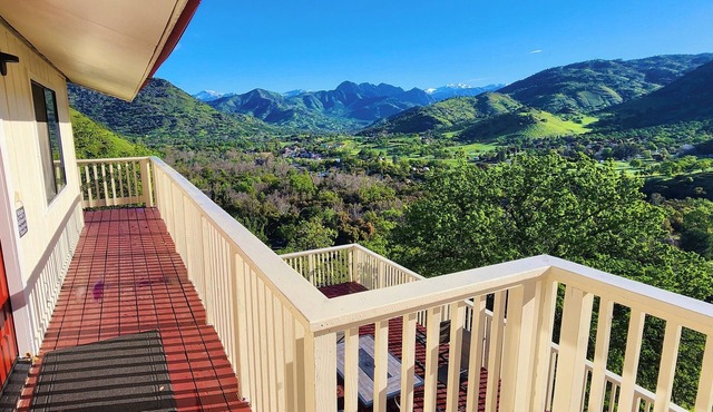 Spacious Sequoia Park 5 bed 3 bath house w/AC & WIFI in charming Three Rivers