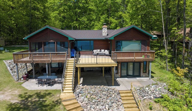 Spruce Haven on Round Lake - Summer 2026 weeks available