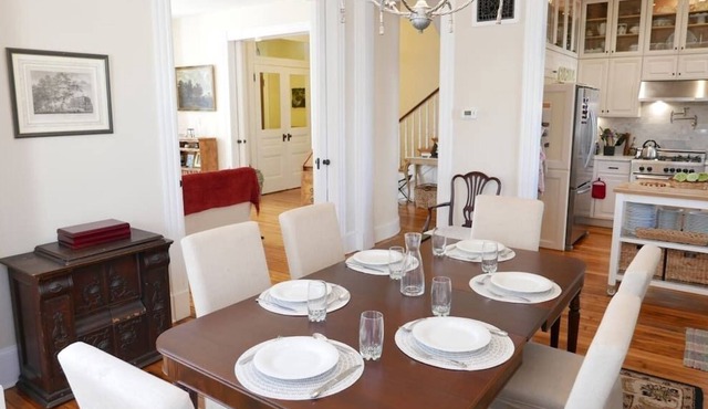 Stately Single Family Home in Shaw!
