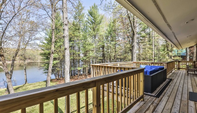 Stepaway Vacation Rentals- Skipping Stone