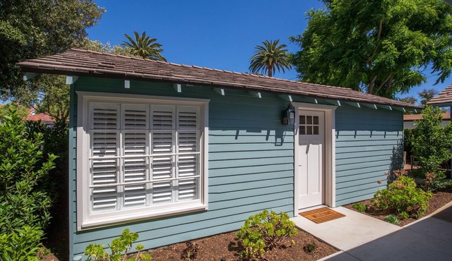 Studio Bella - Solvang, CA