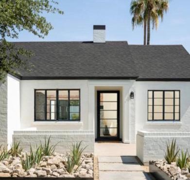 Stylish California Cottage,Private Backyard,15 Min to Manhattan Beach & LAX