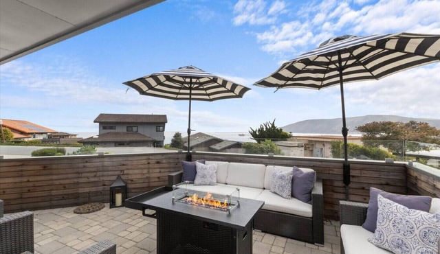 Surfside Avila- 2 bed/2 bath luxury home