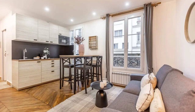 Sweett | Troyon II - Two Bedroom Apartment, Sleeps 6