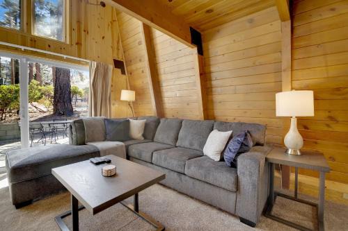 Switzerland ski chalet #845