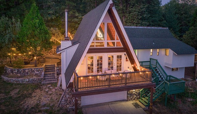 The A-Frame on Toku: Gameroom/HotTub/Firepit/BassLake
